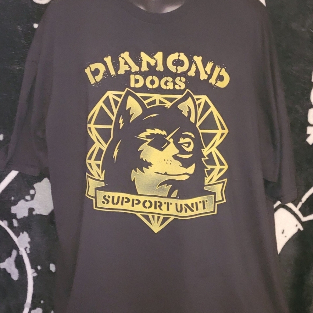 Teefury-Diamond Dogs-Metal Gear Solid 5-Size 3XL